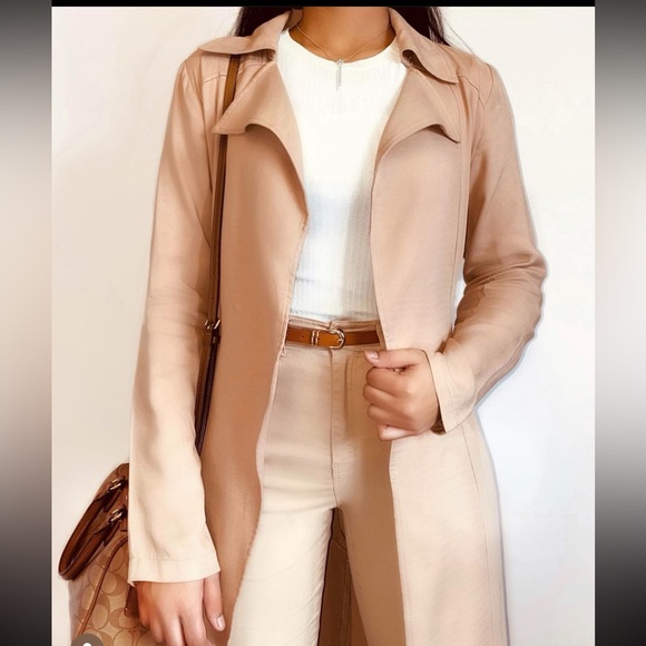 LONG TAN TRENCH COAT - Picture 1 of 10